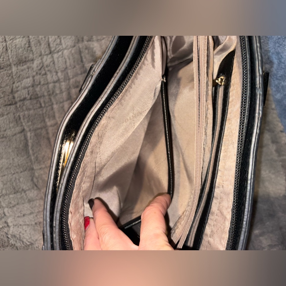 DASEIN Black and Blue Tote Handbag with Matching Clutch and Coin/Cardholder - Picture 11 of 16